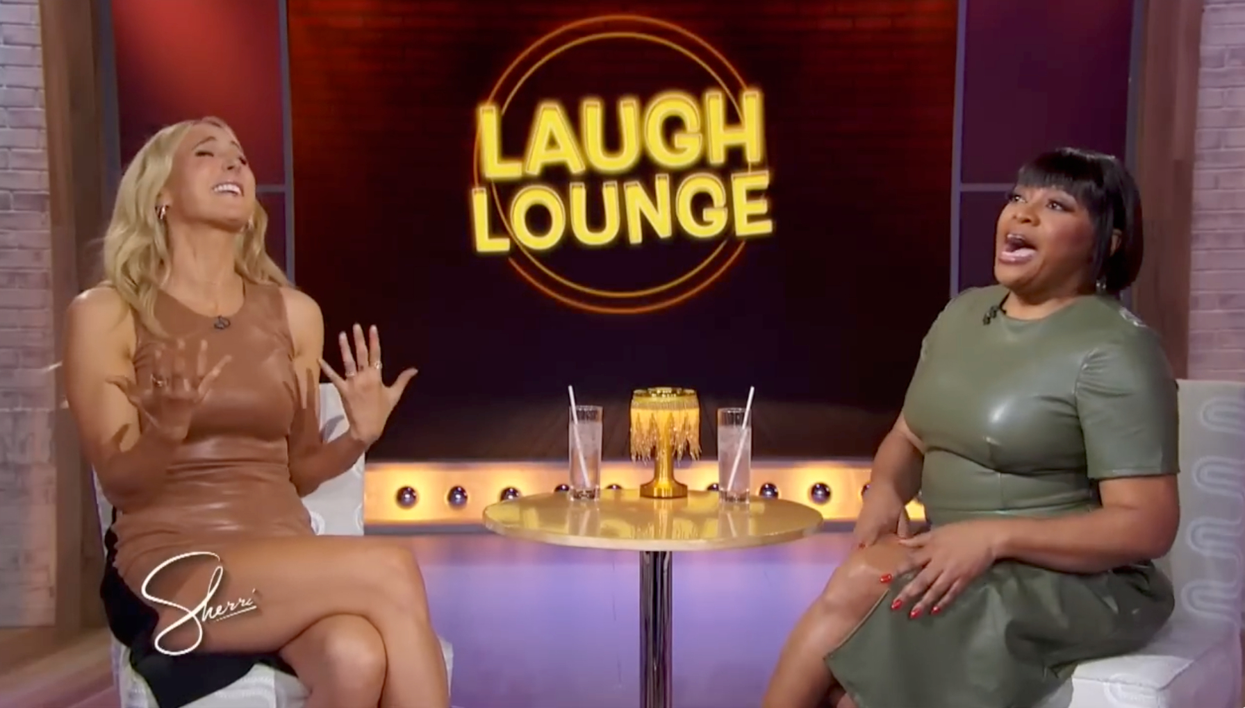 Laugh Lounge - Nikki Glaser
